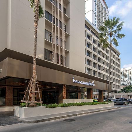 Manhattan Hotel Бангкок Экстерьер фото