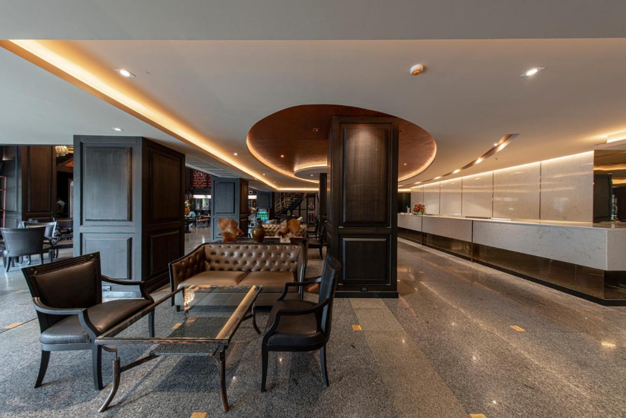 Manhattan Hotel Бангкок Экстерьер фото