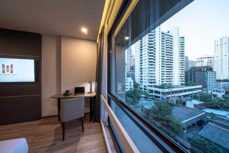 Manhattan Hotel Бангкок Экстерьер фото